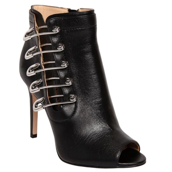 Katy Perry Women's Black 100mm Unity Pins Leather Ankle Boots Size 40.5 - Picture 2 of 16